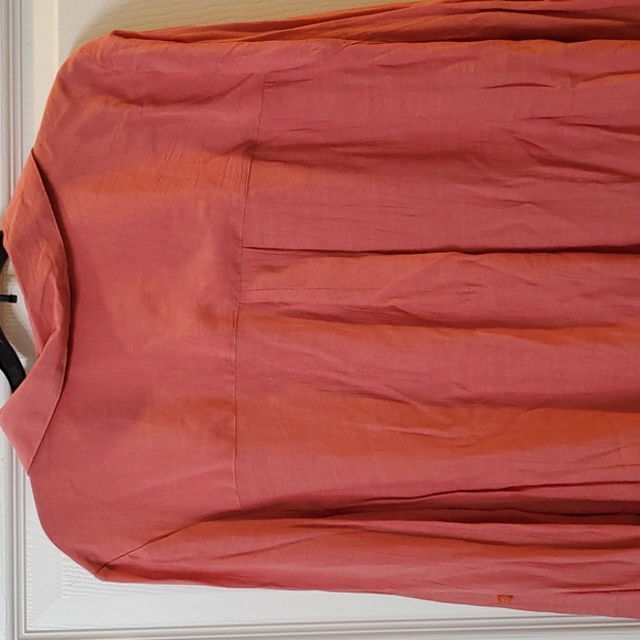 Emily Daniel's Woman's Plus Button down shirt 1X - Picture 5 of 6